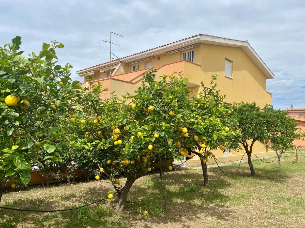 Lemon Apartments Вилласимиус Экстерьер фото